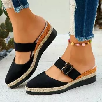 Модная женская обувь 2024 года, горячая распродажа, женские тапочки Baotou, модные повседневные тапочки с пряжкой на поясе, женские новые тапочки больших размеров на танкетке 36