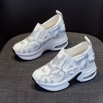 Модная женская обувь 2024 года, весна-осень, новые повседневные туфли на высоком каблуке, женские спортивные туфли на воздушной подушке с толстыми подошвами и водным бриллиантом 33 белый