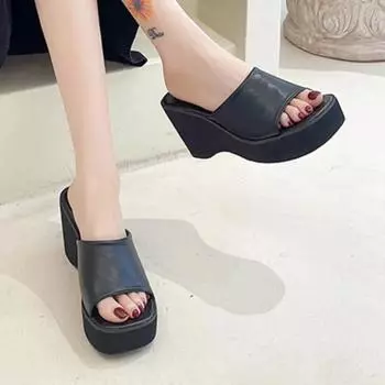 Модная женская обувь 2024 года, высококачественные женские тапочки, летние уличные однотонные лаконичные тапочки с открытым носком на платформе, водонепроницаемые тапочки большого размера 35