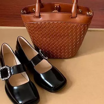 Модная женская обувь 2024 года, женские туфли на высоком каблуке, модные туфли с ремешком и пряжкой из кристаллов для офиса и карьеры, горячая распродажа, туфли на каблуке с квадратным носком для женщин 35 чёрный