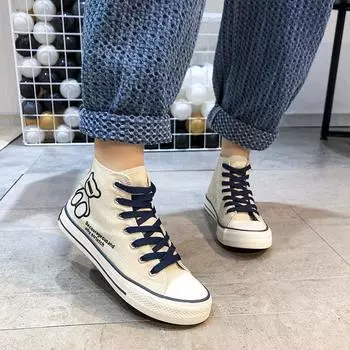 Модная женская обувь. Новая повседневная обувь для девочек. Высокие кроссовки. Качественные женские кроссовки. Туфли на платформе. Крутая уличная обувь. Женская парусиновая обувь. Женская мода. 35 белый