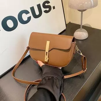 Модная женская сумка 2024 года, простая тенденция, новая ниша, повседневная сумка-мессенджер через плечо, сумка-седло для женщин чёрный