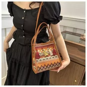 Модная женская сумка Niche Design Sense Crossbody Bag Tassel Baguette Bag красный