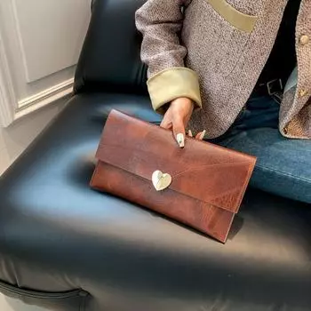 Модная женская сумка с градиентной строчкой 2024 года: Высококачественная фактурная сумка-конверт кларет