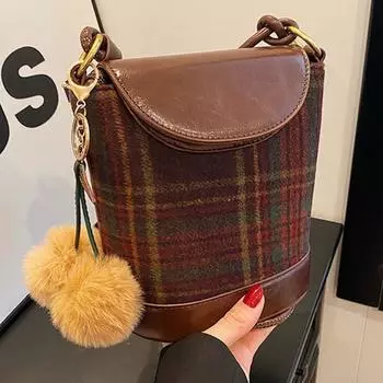 Модная женская сумка-ведро большой вместимости в стиле ретро, клетчатая лоскутная сумка-ведро подмышками, новинка 2023 года, осенняя сумка на одно плечо с диагональным крестом only bag