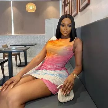 Модная женская юбка без рукавов с круглым вырезом и сеткой в европейском и американском стиле, облегающая бедра, повседневное платье для модных женщин L розовый