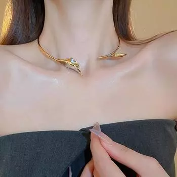 Модное металлическое колье-чокер с цветком для женщин золотой
