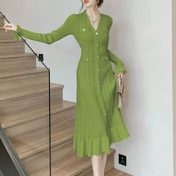 Модное осенне-зимнее трикотажное длинное платье с пуговицами во французском стиле, элегантное платье-свитер для офиса, облегающее S зелёный