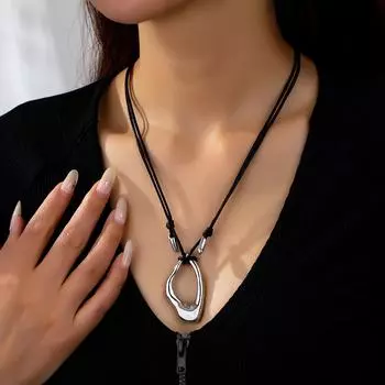 Модное полое ожерелье с подвеской для женщин золотой