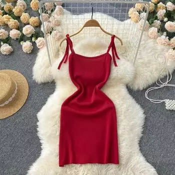 Модное сексуальное платье без бретелек без рукавов с женственной талией, облегающим открытым рюкзаком, вязаное платье на подтяжках с бедрами