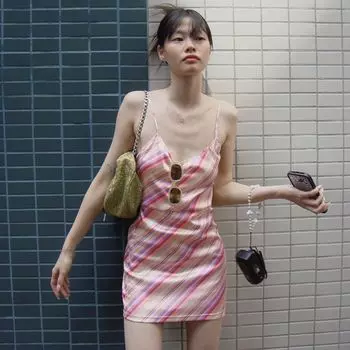 Модное стеганое платье с принтом, облегающее бедра, на бретелях-спагетти Color S