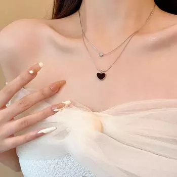 Модное женское двухслойное ожерелье из титановой стали с черными подвесками Love с цирконами - простая и элегантная цепочка на ключицу X1207 серебряный