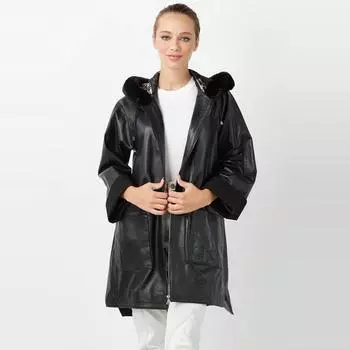 Модное женское пальто из натуральной кожи черного цвета