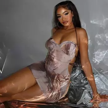 Модное женское платье с принтом в европейском и американском стиле, сексуальные подтяжки, ремень на груди, открытый рюкзак, короткая юбка на бедрах L