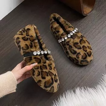Модные балетки с леопардовым мехом для женщин, дизайнерские туфли Мэри Джейн со стразами и пряжкой на ремне, женские зимние теплые плюшевые неглубокие мокасины 34 белый