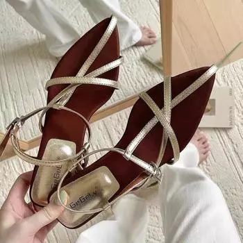 Модные босоножки на высоком каблуке 35 белый