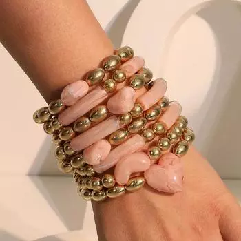 Модные браслеты из бисера для женщин. Ювелирные изделия розовый