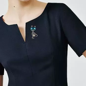 Модные броши в виде кошки со стразами и сапфирами Женская одежда Пальто Ювелирные изделия Аксессуары для вечеринок 1pc