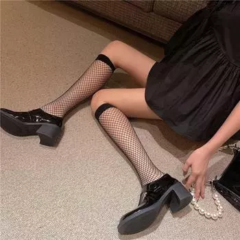 Модные черно-белые сетчатые носки до середины икры для женщин — летний сетчатый стиль 2021 года One Size чёрный