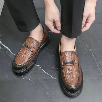 Модные черные мужские повседневные кожаные туфли с толстой подошвой, увеличивающие рост, без застежек, мужские уличные модные туфли 38 коричневый