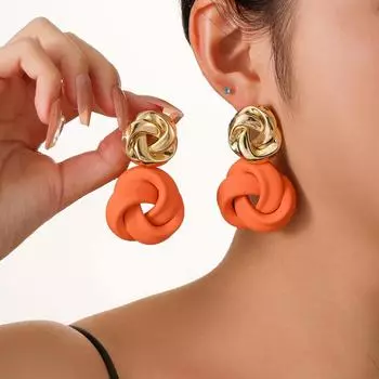 Модные цветные контрастные серьги с лаком для выпечки, серьги из жареного теста, металлические серьги с полым узлом, элегантные женские серьги 6*3.5cm светлый кармин розовый