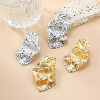 Модные цветочные металлические серьги: Дизайн пружинного сплава, европейский и американский стиль для женщин серебряный