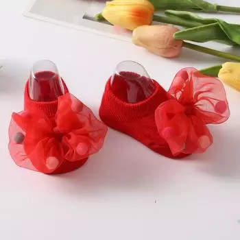 Модные детские марлевые носки принцессы с помпонами и бантом для девочек, резиновые противоскользящие носки для новорожденных, носки для маленьких девочек 0-3 лет S розовый