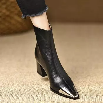 Модные дизайнерские женские ботильоны с острым носком, на высоком каблуке, короткие ботильоны, лаконичные офисные туфли для женщин 35 коричневый