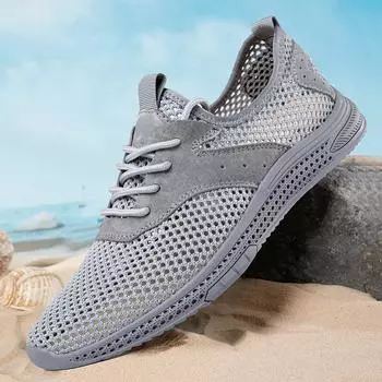 Модные дышащие мужские повседневные туфли летние сетчатые туфли модные открытые балетки легкие мужские кроссовки нескользящая обувь для отдыха и прогулок 38 чёрный