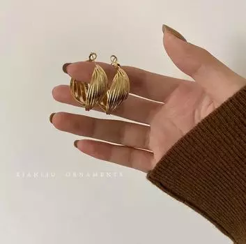 «Модные европейские и американские высококачественные витые металлические серьги для женщин» Twist Earrings золотой