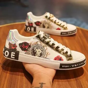 Модные европейские новые туфли для мужчин Кожаные повседневные туфли Белые трендовые туфли для скейтбординга на плоской подошве Молодежные уличные классные лоферы 38 белый