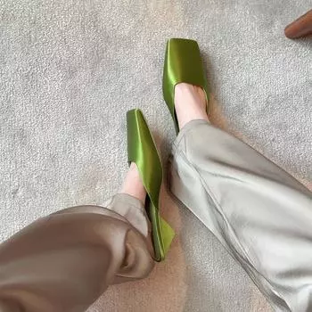 Модные ~ французские атласные туфли muller с треугольным каблуком 2025 года, новые туфли на каблуке-кошке, женские туфли на голову, классные женские тапочки 34