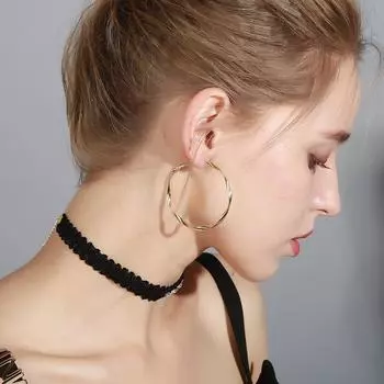 Модные геометрические круглые серьги-кольца с серебряной иглой, женская корейская версия тренда простых модных сережек-темпераментов