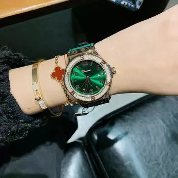 Модные и властные кварцевые часы с большим циферблатом, элегантные и простые, с тремя стрелками, стразами и календарем, силиконовым ремешком для женщин