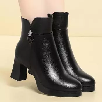 Модные каблуки 7 см 9 см новые зимние толстые высокие каблуки ботильоны женские 2024 сохраняют тепло модные элегантные короткие кожаные ботинки с пряжкой украшения 34