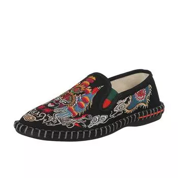 Модные классические повседневные туфли с вышивкой, мужские туфли на плоской подошве, модные мужские холщовые мокасины без застежек, китайская этническая обувь для пар из ткани 38 чёрный
