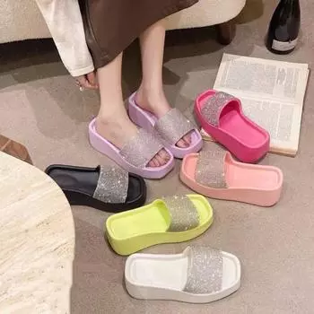 Модные крутые тапочки интернет-знаменитостей для женщин в однотонных тапочках на толстой подошве, универсальных спусковых крючках и пляжных туфлях с бриллиантами 36/37 белый