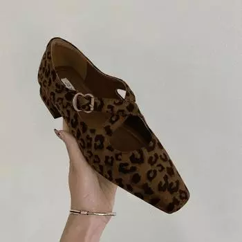 модные леопардовые женские туфли на толстой подошве с острым носком, замшевые туфли с мелкой пряжкой, дизайнерские женские трендовые повседневные туфли, новые удобные балетные туфли для танцев 35 чёрный