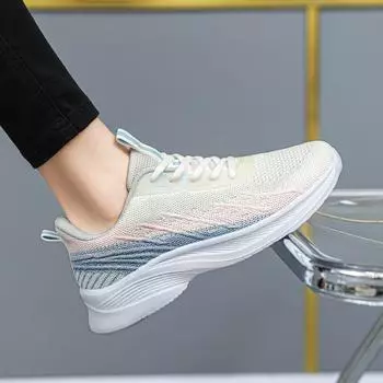 Модные летние кроссовки женские тренировочные сетчатые беговые дышащие мягкие подошвы противоскользящие легкие повседневные брендовые туфли для женщин 35 черный белый