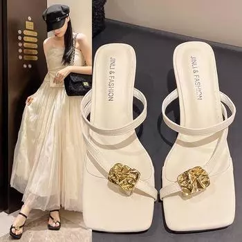 Модные летние новые женские тапочки с квадратным носком Grace Narrow Band Solid Casual Sandals Waterproof Block High Lady Shoes 35 бежевый