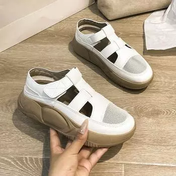 Модные летние женские туфли с открытыми плечами, водонепроницаемые босоножки на платформе со средним каблуком, белые кожаные толстые каблуки, мягкие подошвы, полускользящие для помещений 35 хаки