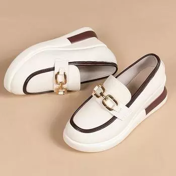 Модные лоферы с цепочным дизайном, увеличивающие рост, женские туфли на толстой подошве для отдыха, туфли из искусственной кожи, классические туфли на плоской подошве с закрытым носком 35 бежевый