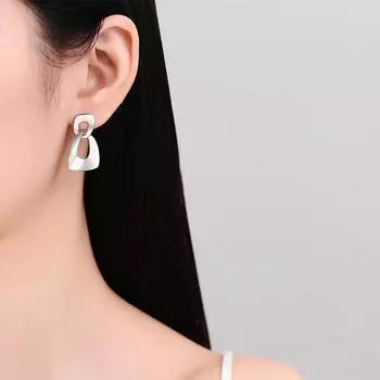 Модные металлические золотые серьги для женщин с модным темпераментом, индивидуальные серьги Ins