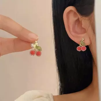 Модные милые клипсы для ушей с кисточками из смолы и вишни для женщин, фруктов, для детей, ювелирные изделия, аксессуары для вечеринок и праздников как