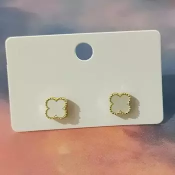 Модные милые серьги с четырьмя лепестками клевера, красивые маленькие простые серьги с темпераментом, женские серьги белый