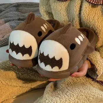 Модные милые женские хлопковые тапочки Shark, теплые домашние мужские хлопковые тапочки, толстая подошва, пара мультяшных плюшевых тапочек на платформе 2024 36-37 бежевый