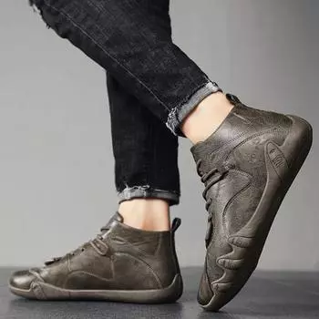 Модные мокасины из мягкой кожи для мужчин, повседневная обувь на плоской подошве, мода 2024 года, дешевая распродажа, корейский стиль, классика, оригинал, слипоны из искусственной кожи 39