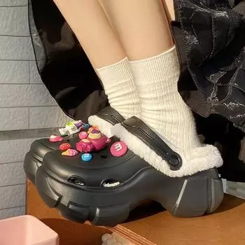 Модные мультяшные пушистые сабо женские зимние домашние плюшевые увеличивающие рост домашние туфли женские черные женские домашние тапочки на платформе 36-37