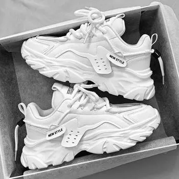 Модные мужские кроссовки Модные сетчатые дышащие кроссовки для мужчин Кроссовки на платформе Вулканизированные брендовые кроссовки Zapatillas De Hombre 39 белый