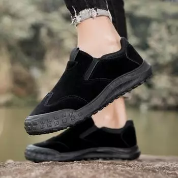 Модные мужские кроссовки, трендовые повседневные дышащие легкие скальные туфли для активного отдыха 2024 39 чёрный